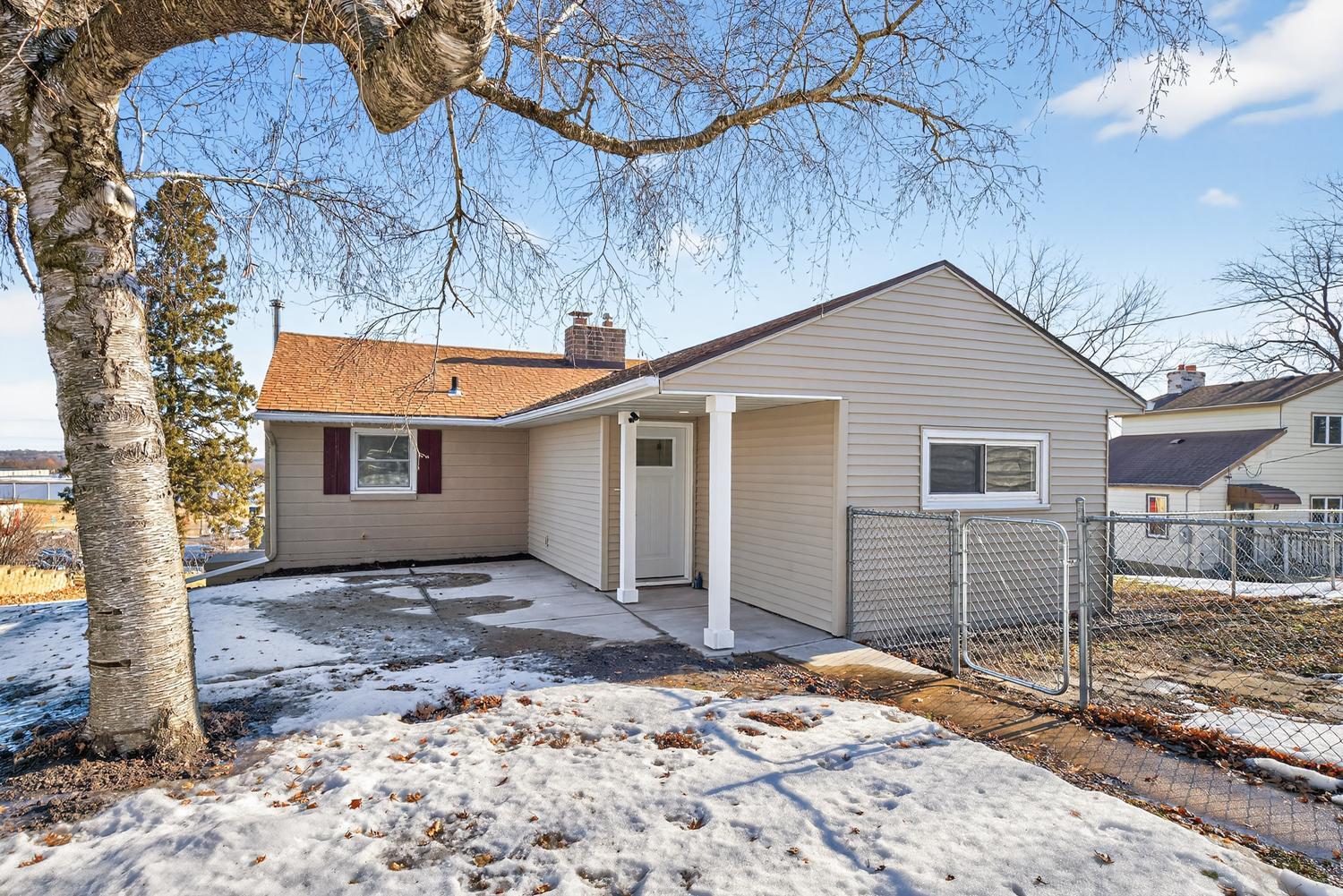 2206 1st Avenue Southwest Rochester, MN 55902 - Photo 5 of 59