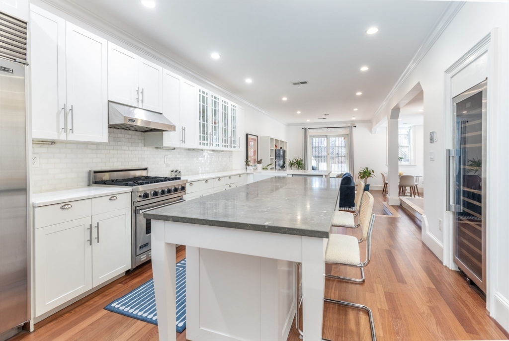 58 West Rutland Square, Unit 1 Boston, MA 02118 - Photo 2 of 17