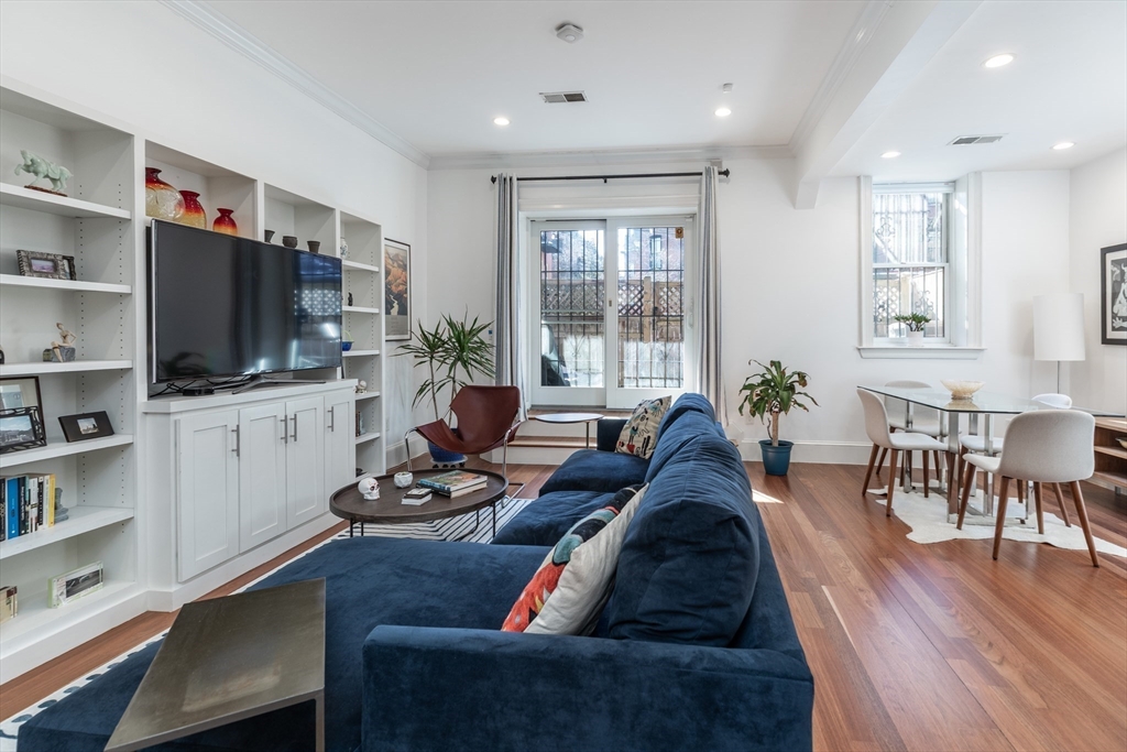 58 West Rutland Square, Unit 1 Boston, MA 02118 - Photo 6 of 17