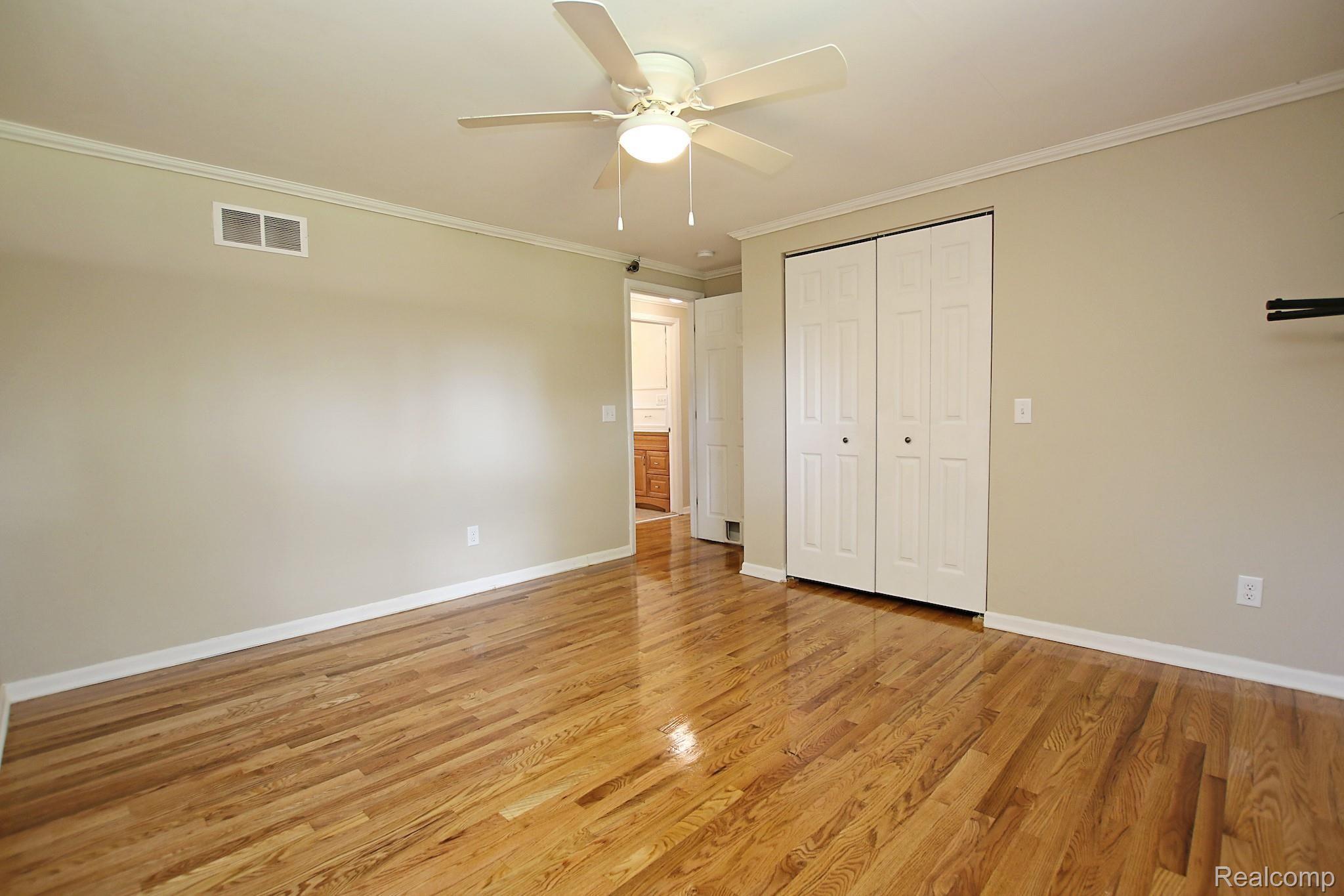 4327 South State Road Davison, MI 48423 - Photo 36 of 68 Bedroom 3
