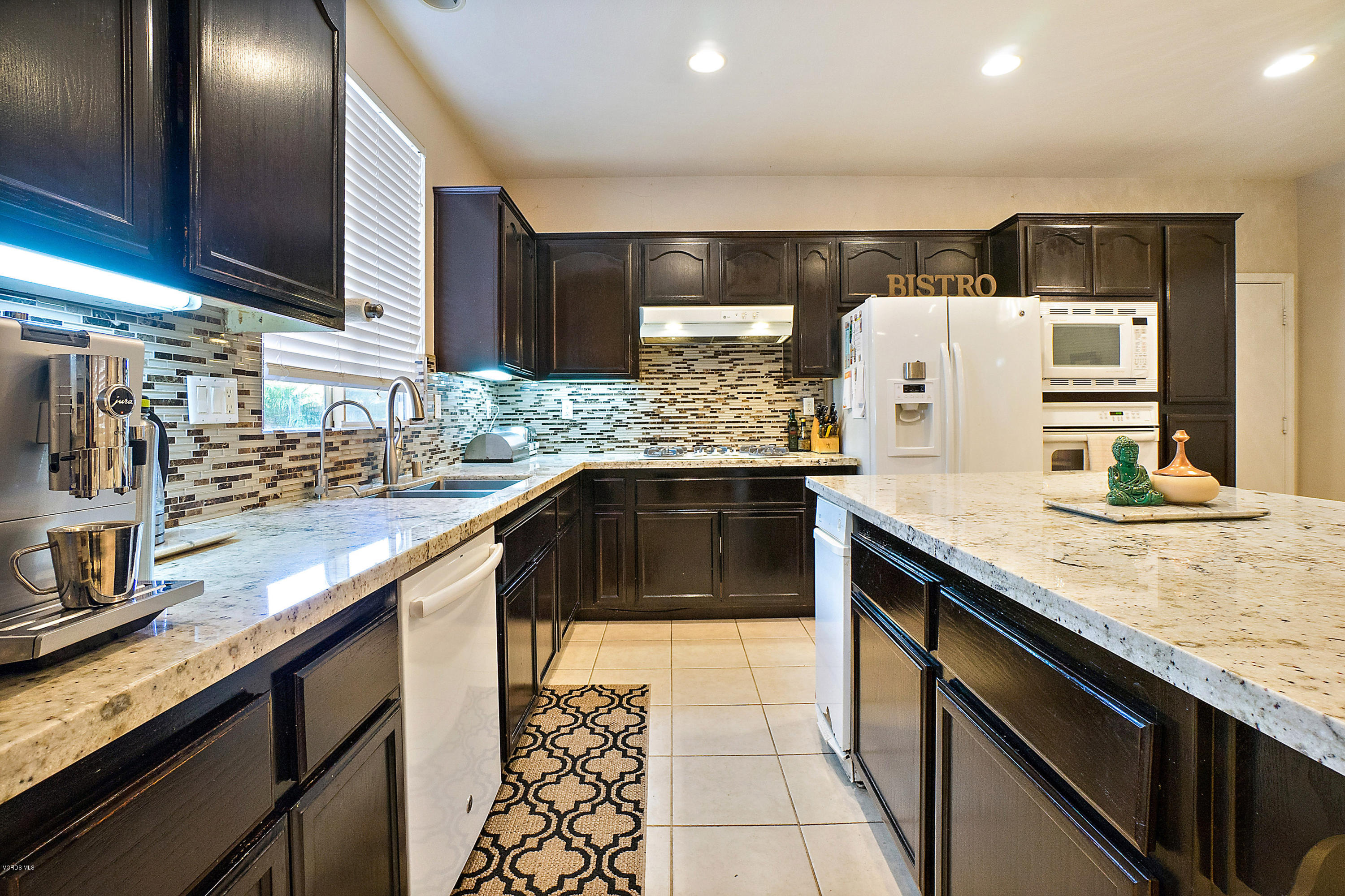 730 Ocotlan Way Oxnard, CA 93030 - Photo 5 of 19 10262017014