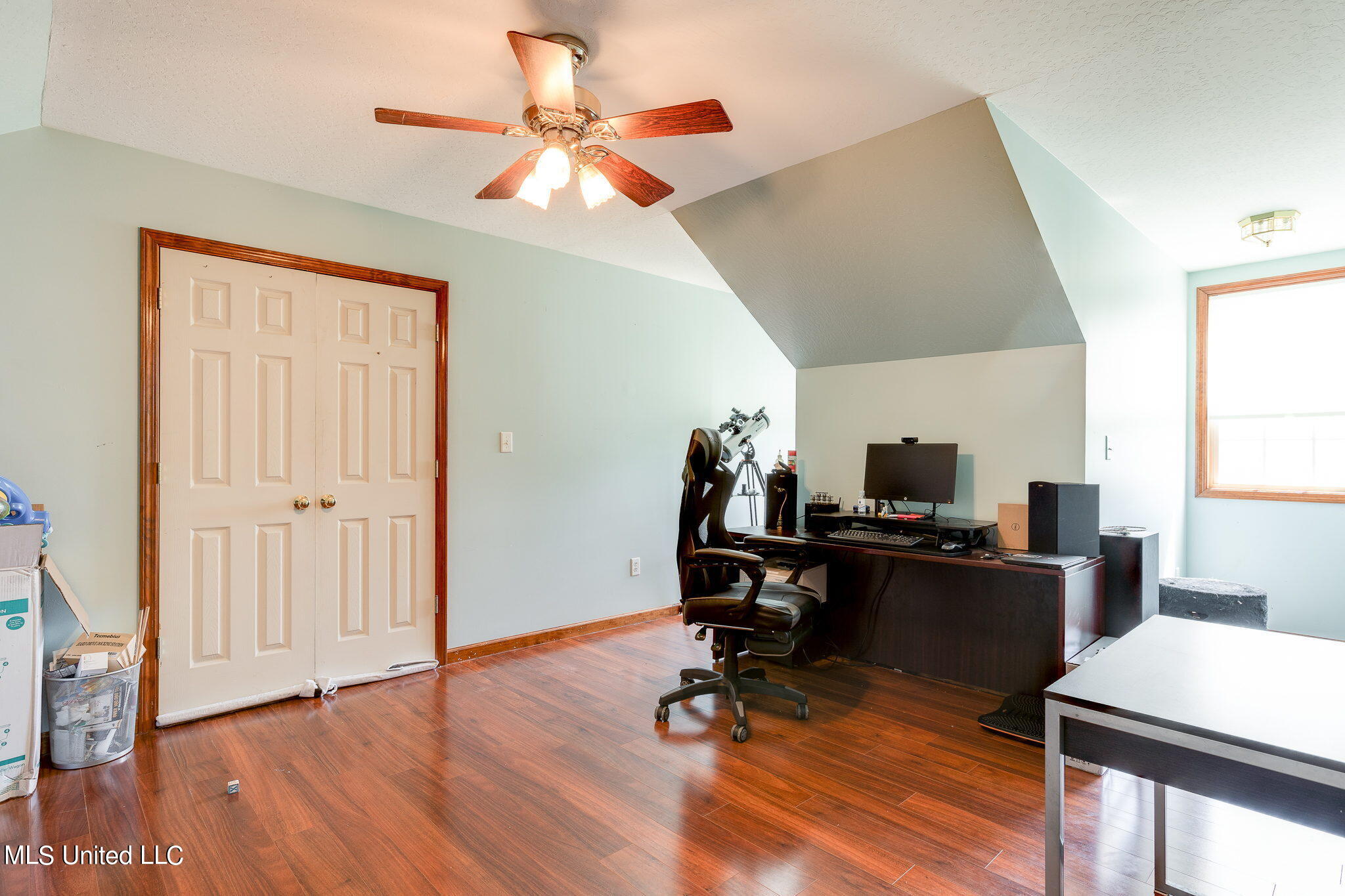 319 Mini Farm Road Hattiesburg, MS 39401 - Photo 23 of 36 Upstairs Bedroom 4