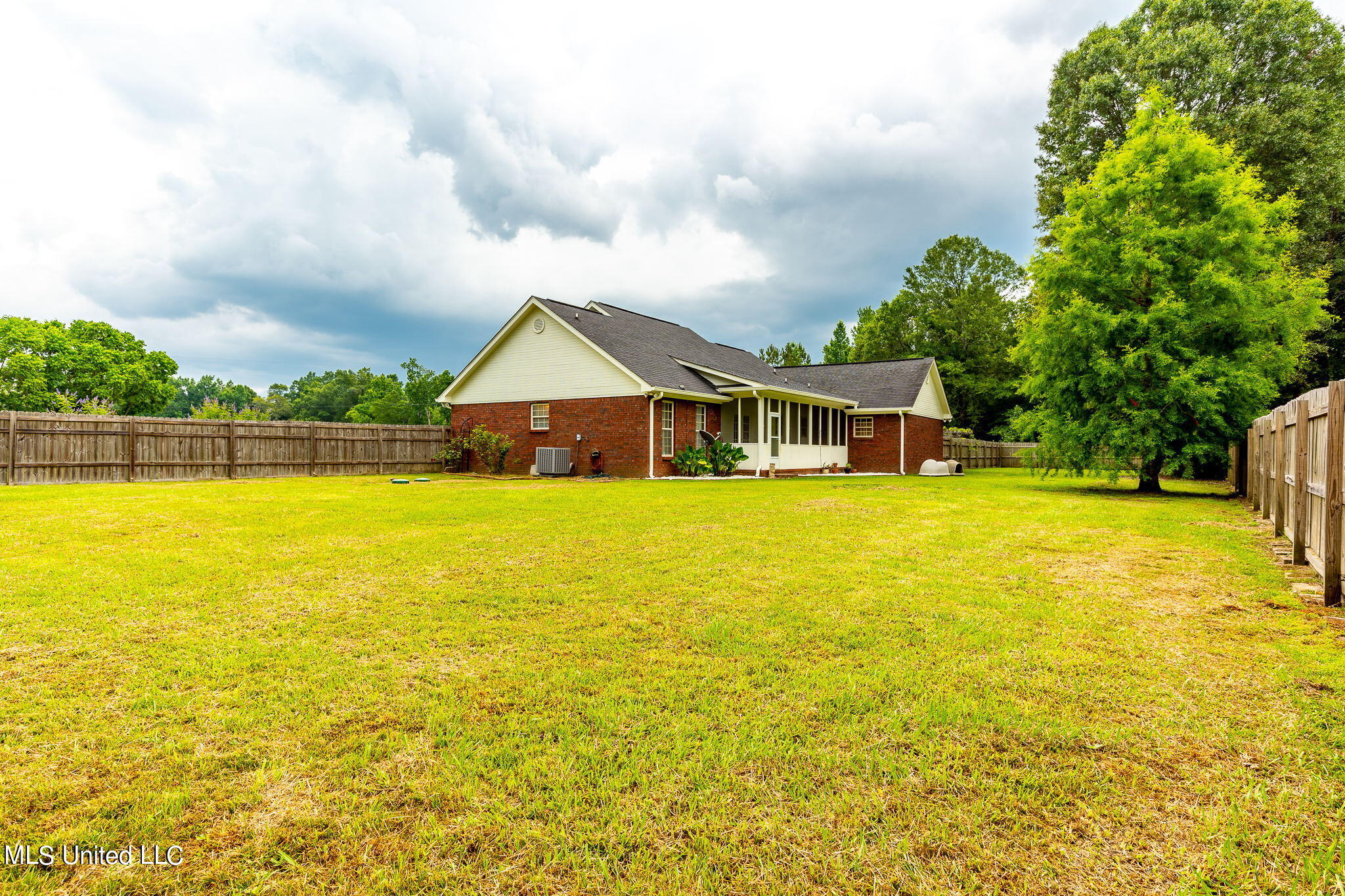 319 Mini Farm Road Hattiesburg, MS 39401 - Photo 27 of 36 3 Exterior (3 of 8)