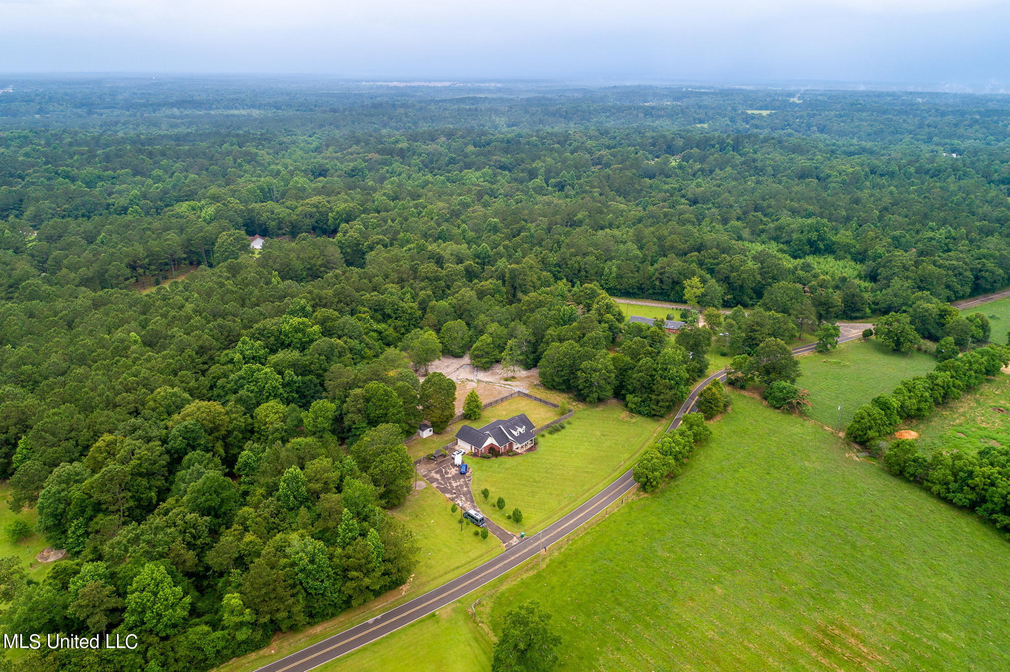 4 Drone View (3 of 6)