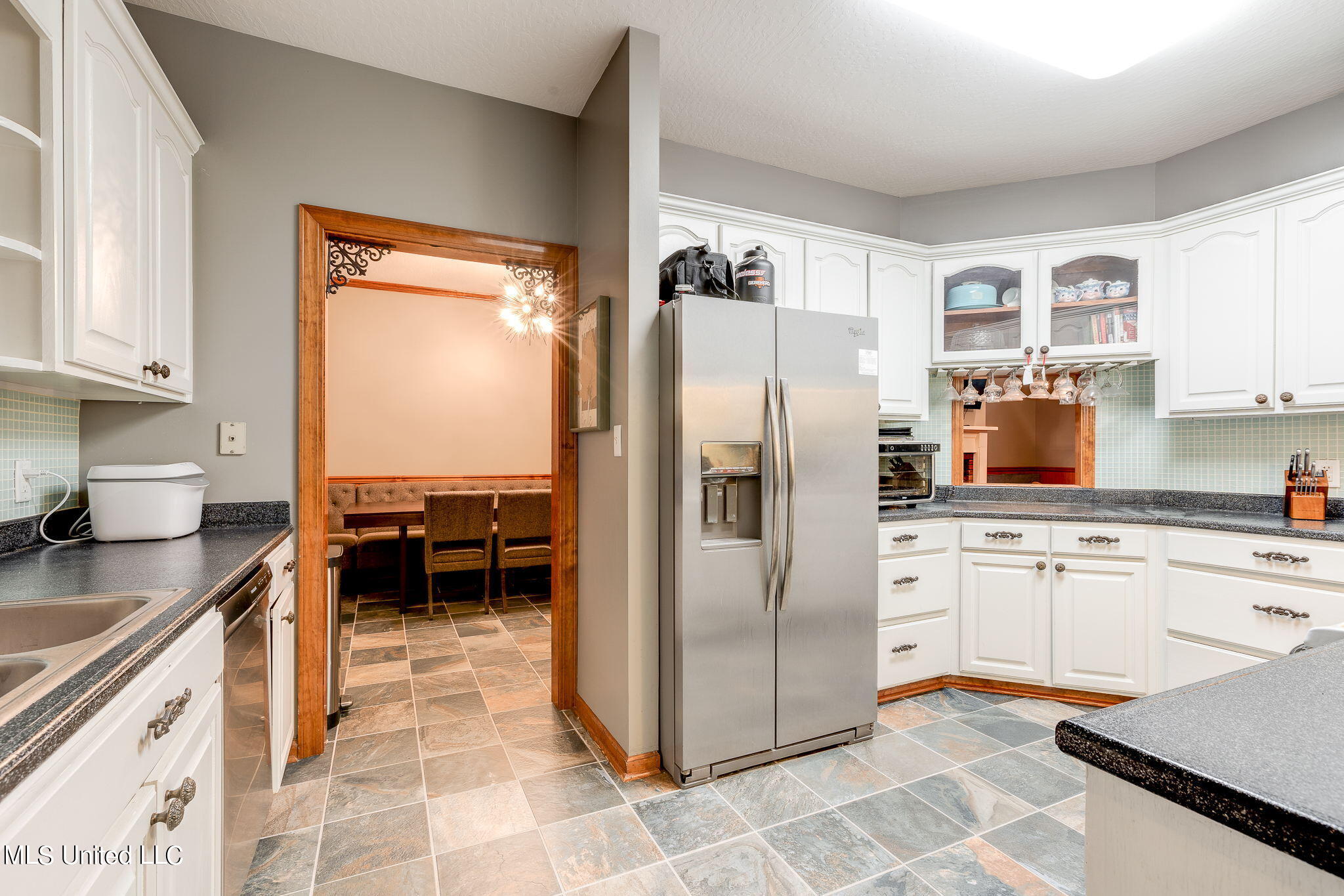 319 Mini Farm Road Hattiesburg, MS 39401 - Photo 10 of 36 Kitchen