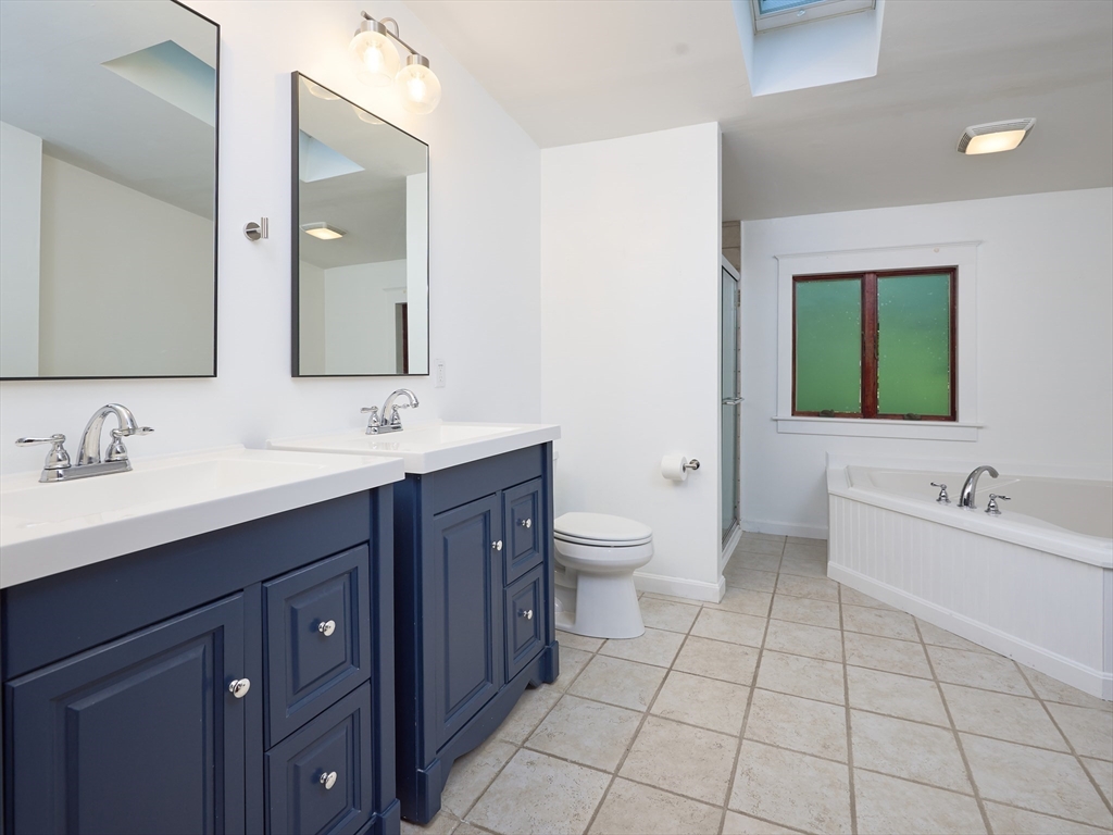 246 Worcester Road Sterling, MA 01564 - Photo 25 of 42 Gallery Image 25