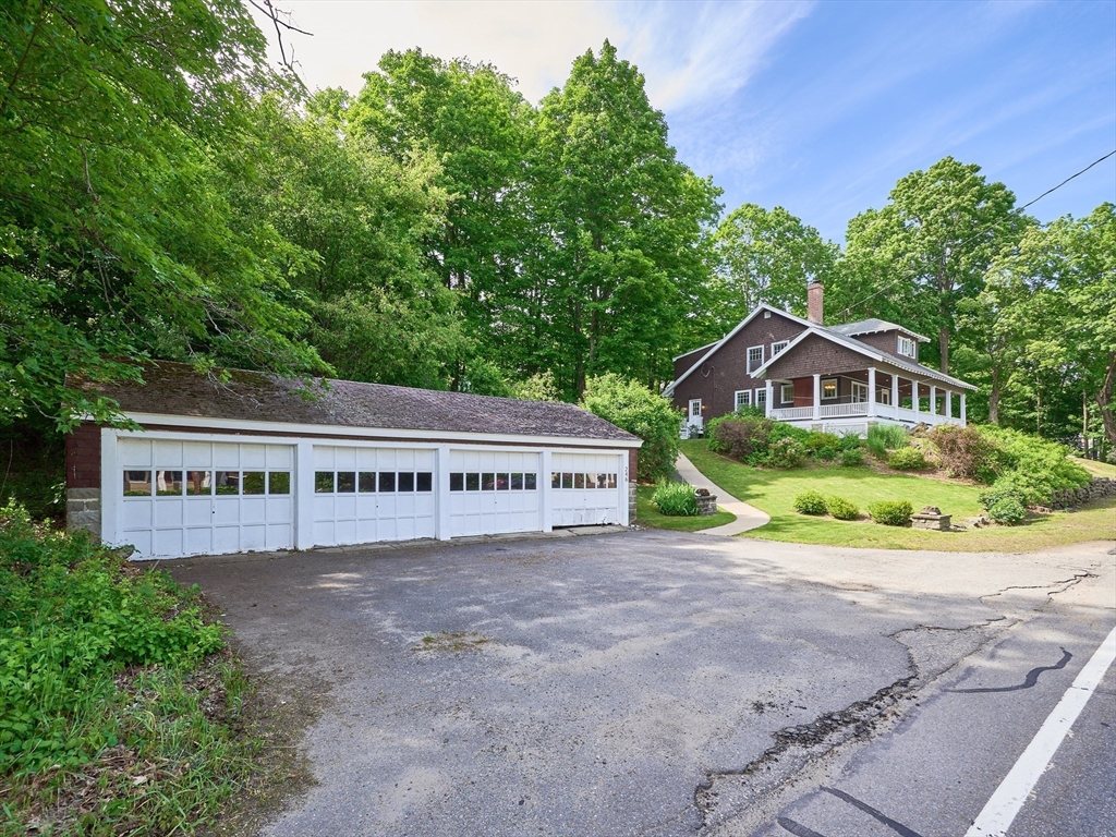 246 Worcester Road Sterling, MA 01564 - Photo 4 of 42 Gallery Image 4