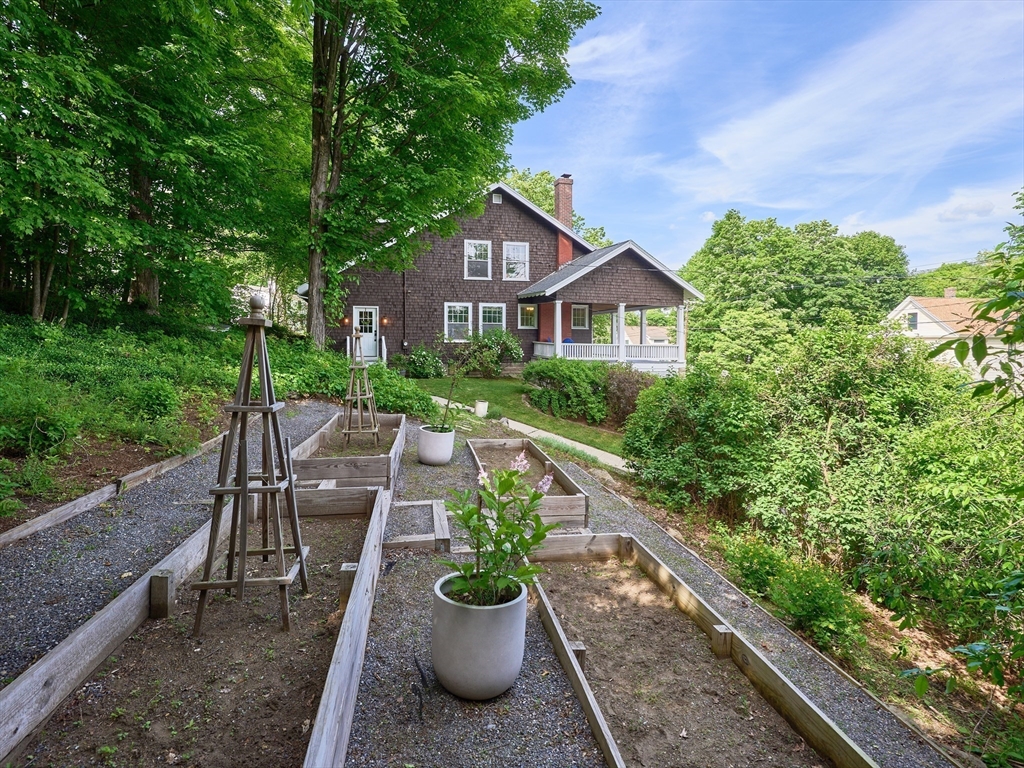 246 Worcester Road Sterling, MA 01564 - Photo 5 of 42 Gallery Image 5