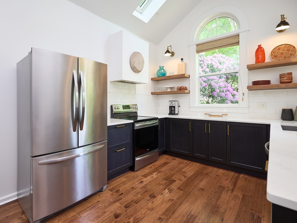 246 Worcester Road Sterling, MA 01564 - Photo 8 of 42 Gallery Image 8