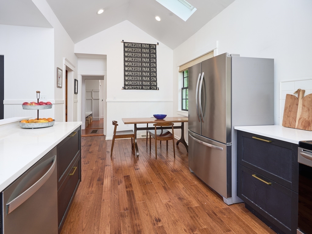 246 Worcester Road Sterling, MA 01564 - Photo 9 of 42 Gallery Image 9