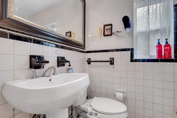 $200,000 | 2409 Surrey Street, Tallahassee, FL 32304