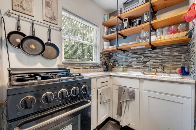 $200,000 | 2409 Surrey Street, Tallahassee, FL 32304