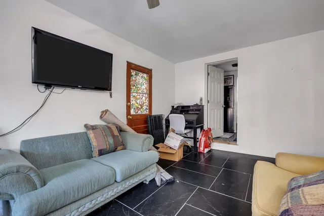 $200,000 | 2409 Surrey Street, Tallahassee, FL 32304