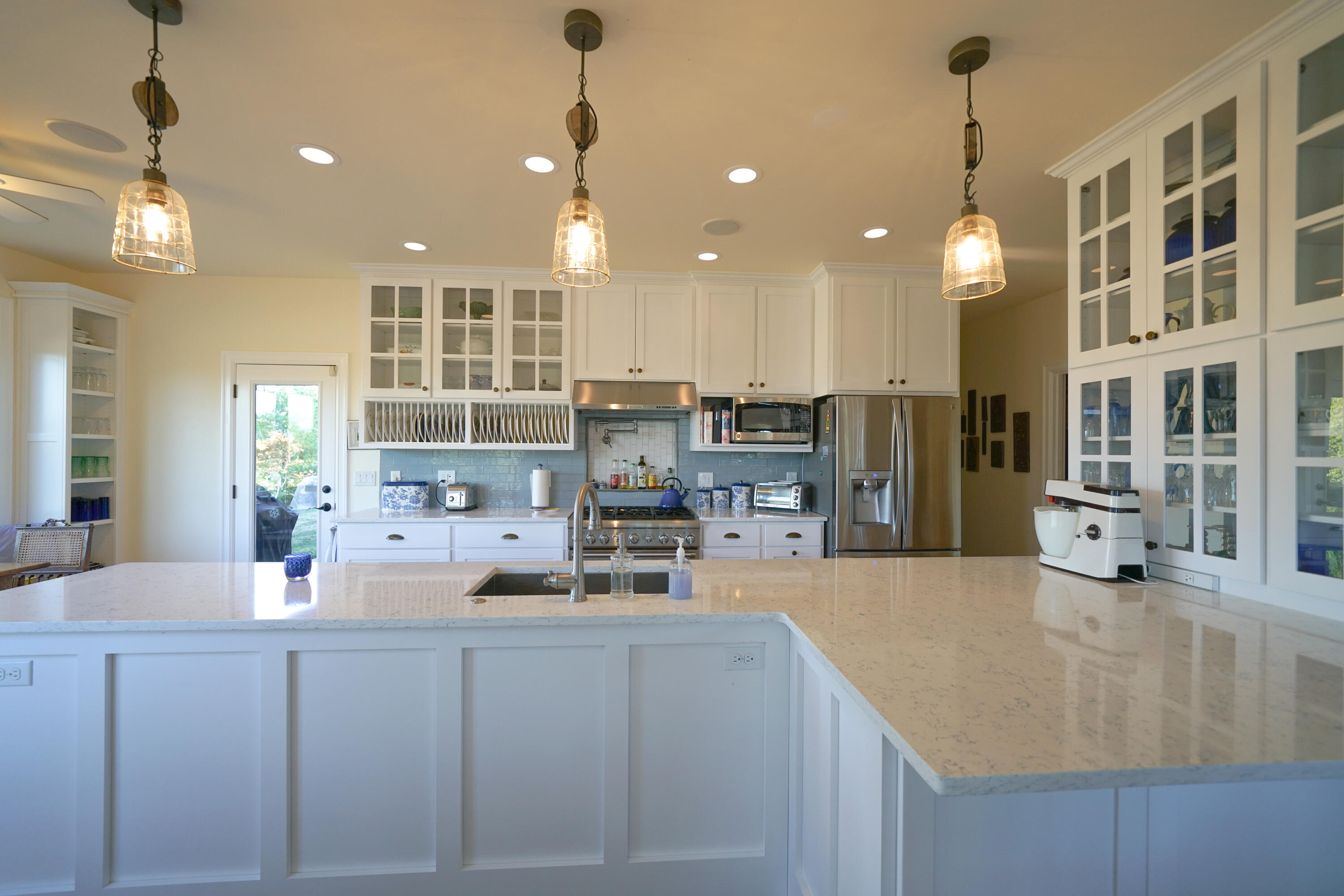 2994 Freeland Road Central Point, OR 97502 - Photo 16 of 66 Kitchen4