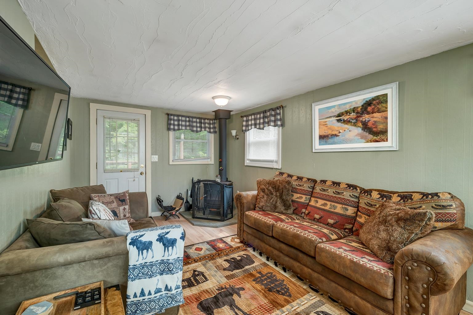 26 Heritage Road Laconia, NH 03246 - Photo 13 of 36 Gallery Image 13