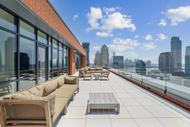 $845,000 | 155 Bay Street, Unit 707, Jersey City, NJ 07302