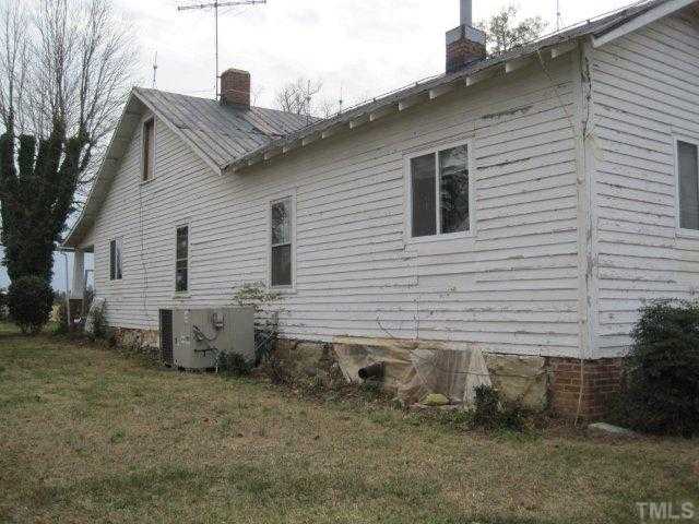 2089 Sunset Road Oxford, NC 27565 - Photo 3 of 12 Gallery Image 3
