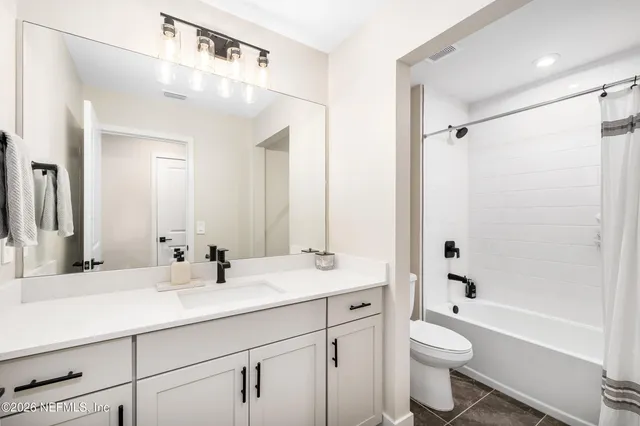 $640,000 | 6416 Timberdale Avenue, Wesley Chapel, FL 33545