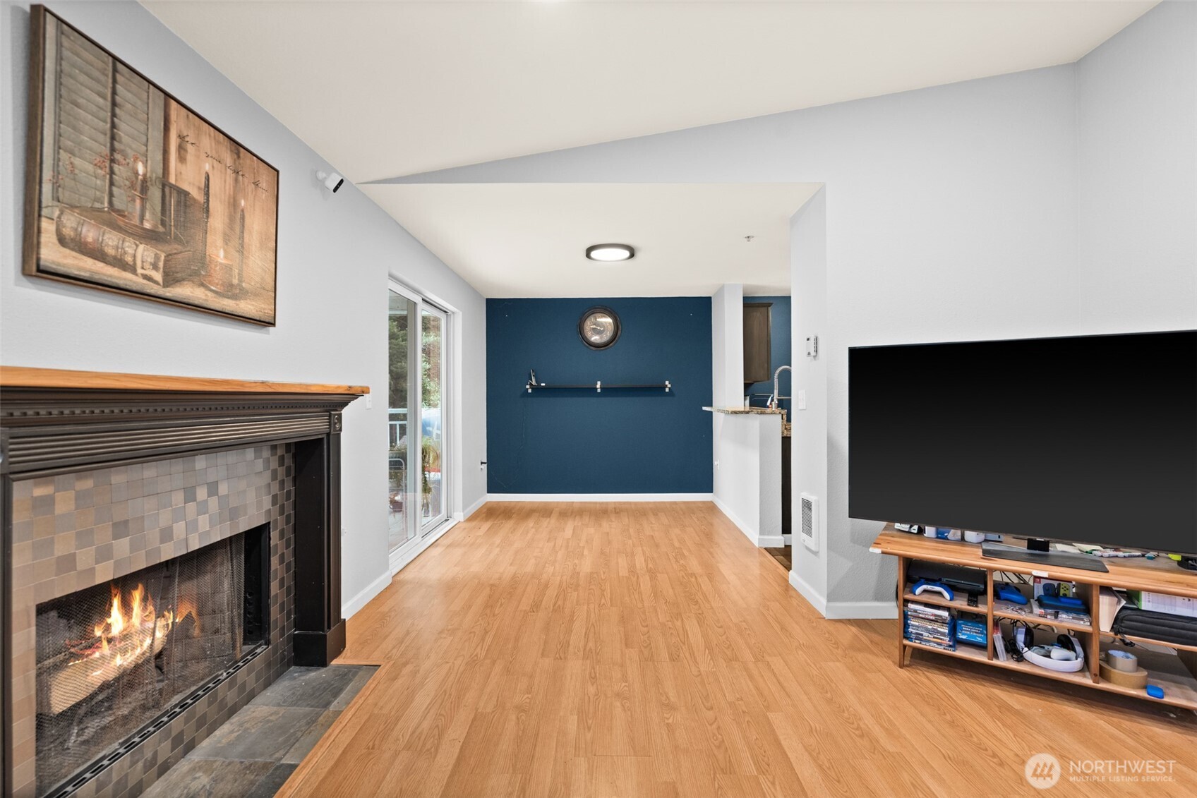 11002 Southeast Petrovitsky Road, Unit G304 Renton, WA 98055 - Photo 3 of 37 Gallery Image 3
