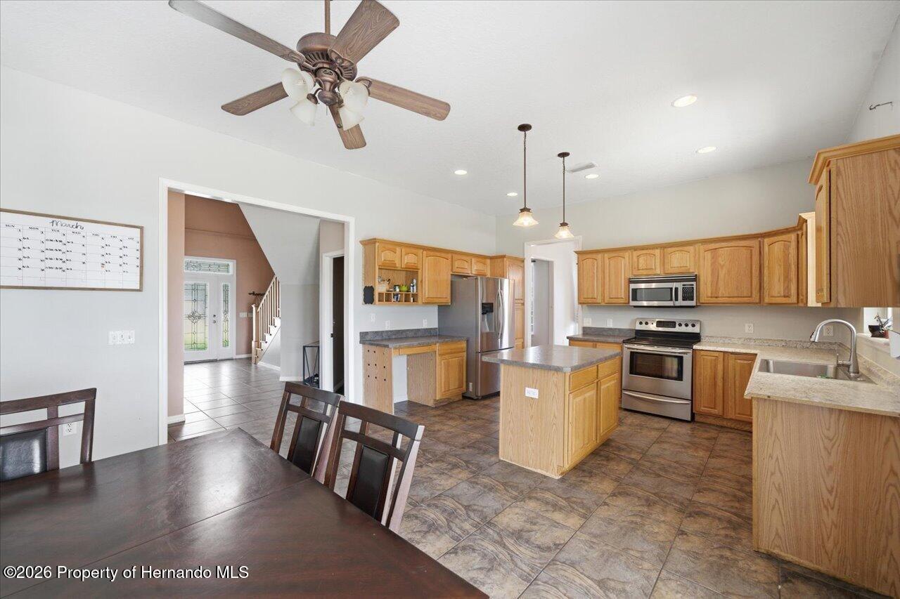 11327 Lark Sparrow Road Weeki Wachee, FL 34614 - Photo 23 of 81