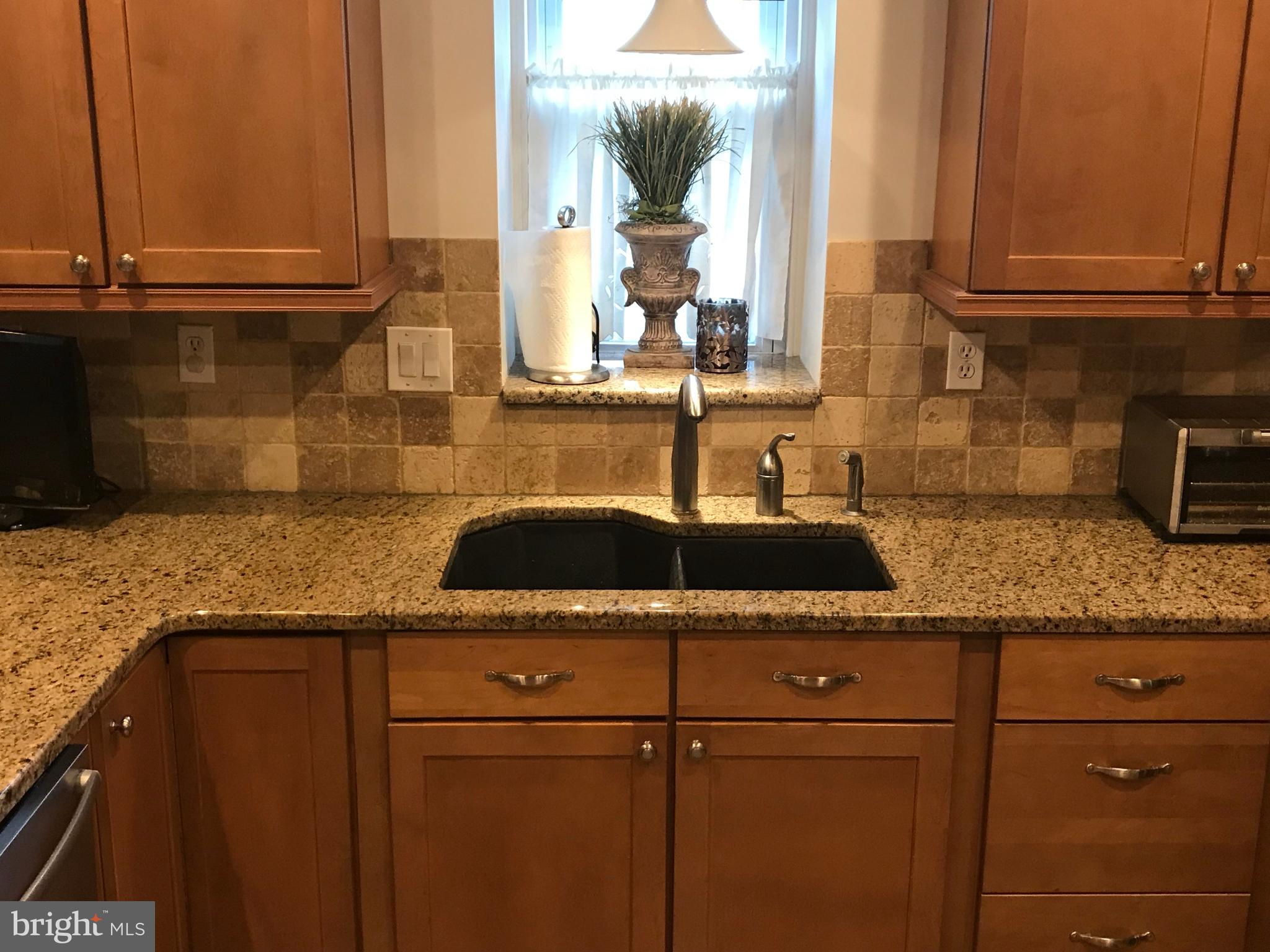 343 Derwyn Road Lansdowne, PA 19050 - Photo 11 of 32 Gallery Image 11