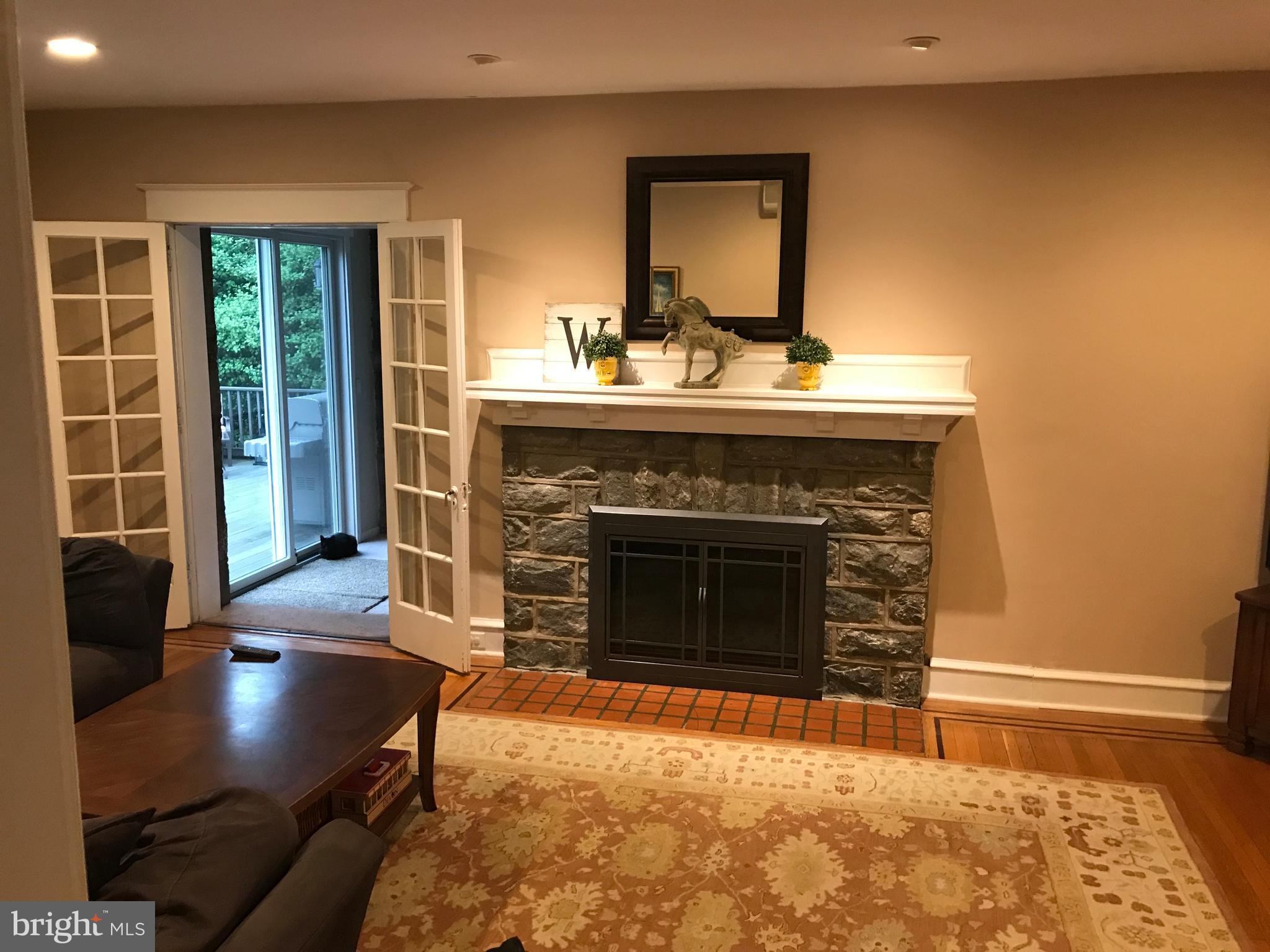 343 Derwyn Road Lansdowne, PA 19050 - Photo 7 of 32 Gallery Image 7