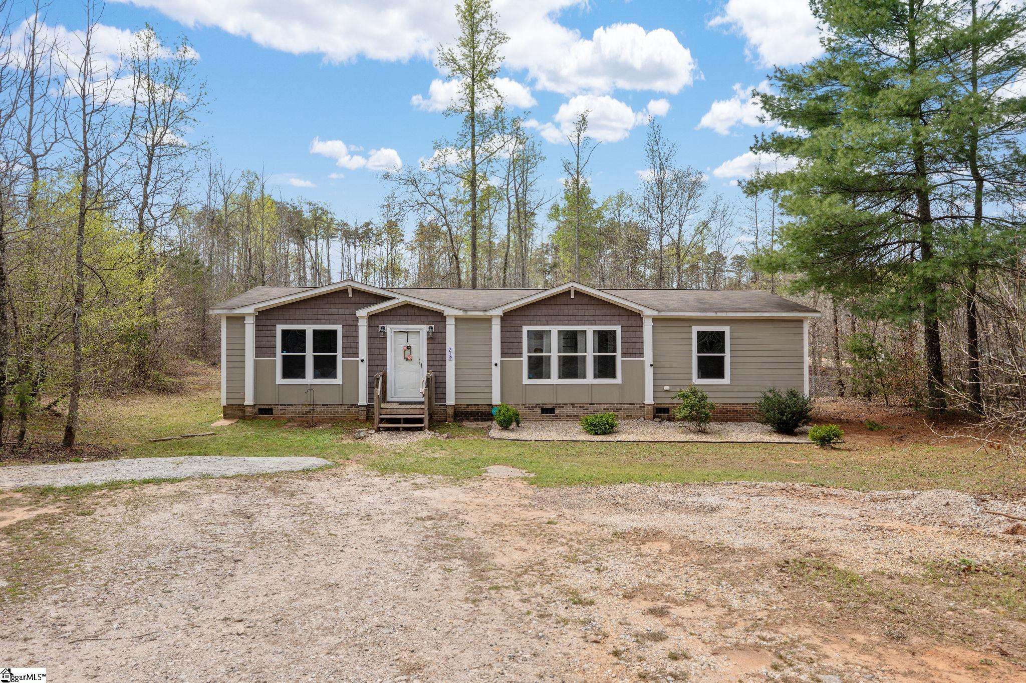 279 Goodwin Road Travelers Rest, SC 29690 - Photo 3 of 46 Gallery Image 3