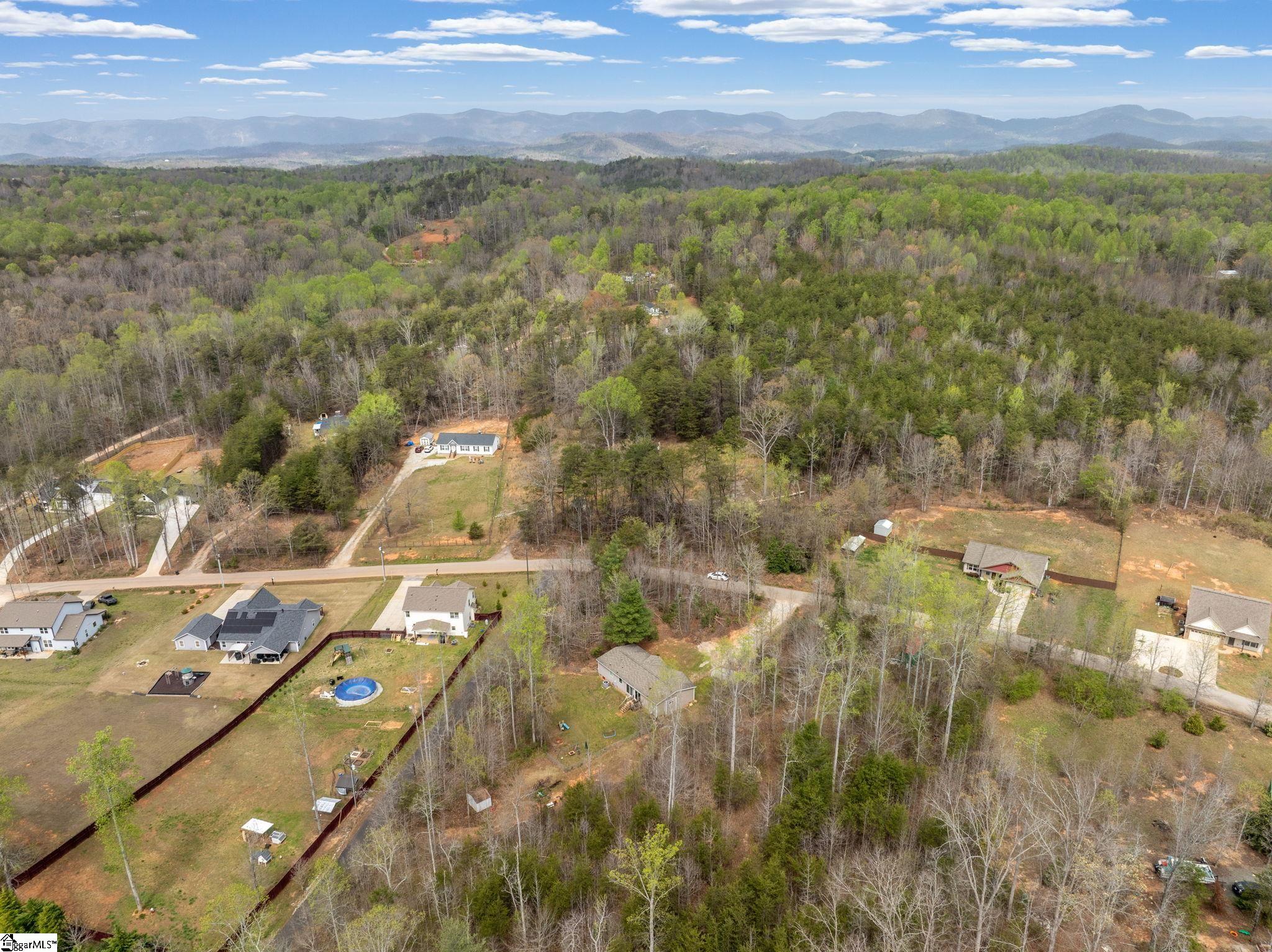 279 Goodwin Road Travelers Rest, SC 29690 - Photo 7 of 46 Gallery Image 7