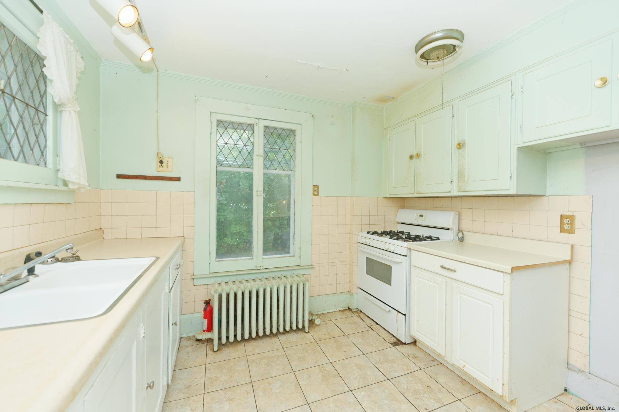 6 Villa Road Menands, NY 12204 - Photo 20 of 39 Photo 20