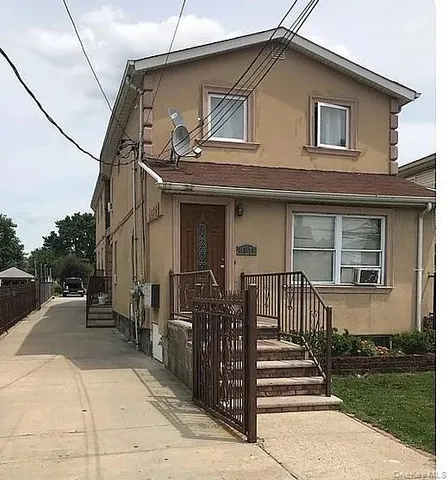 $1,898,000 | 147-73 Hook Creek Boulevard | Rosedale