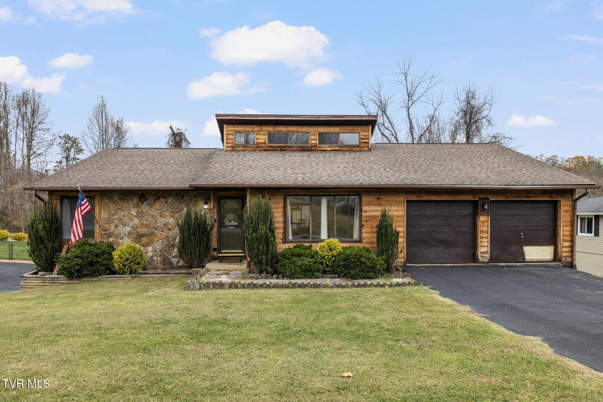 416 Crestfield Road Bristol, TN 37620 - Photo 1 of 43 416 Crestfield Drive