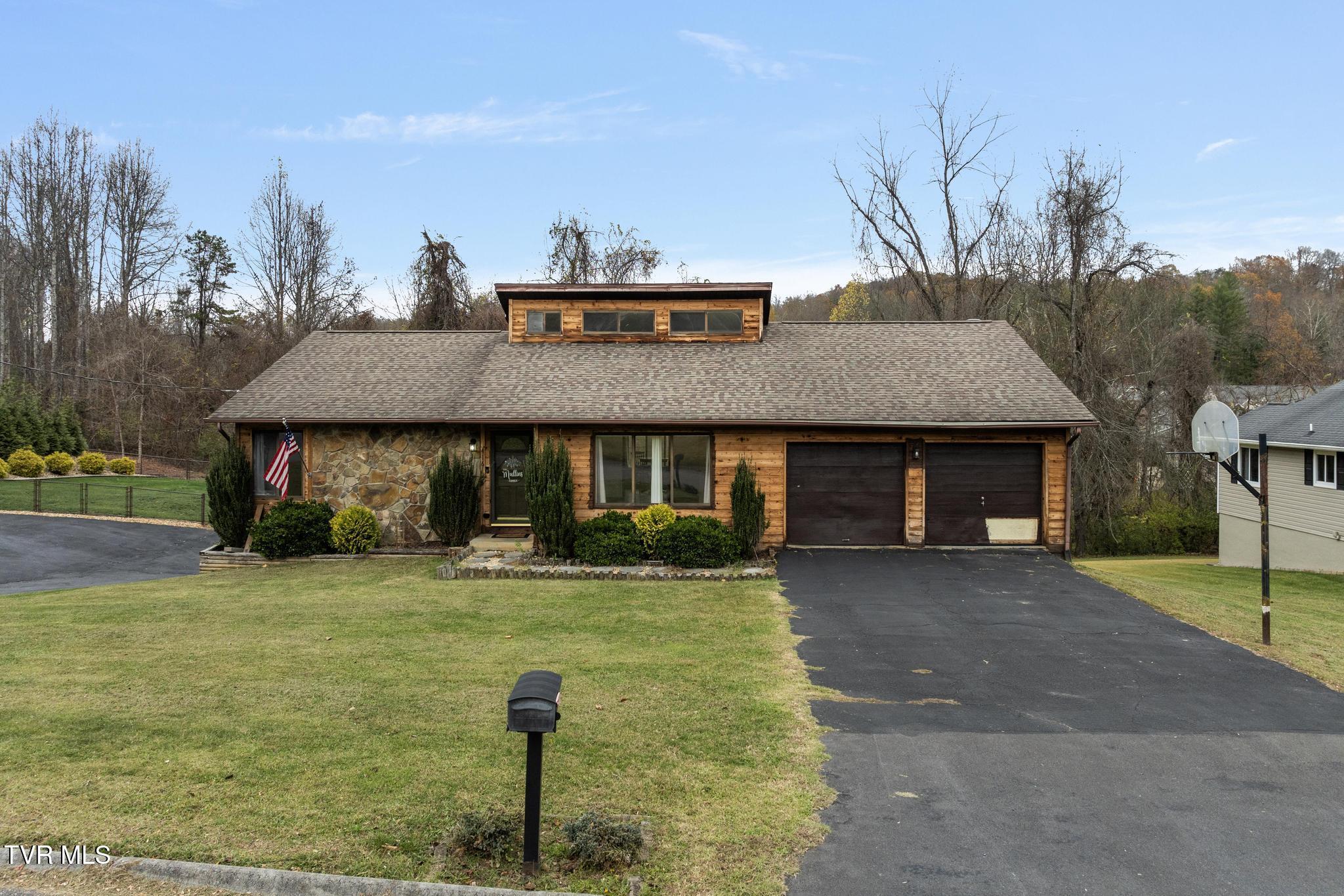 416 Crestfield Road Bristol, TN 37620 - Photo 2 of 43 Street view