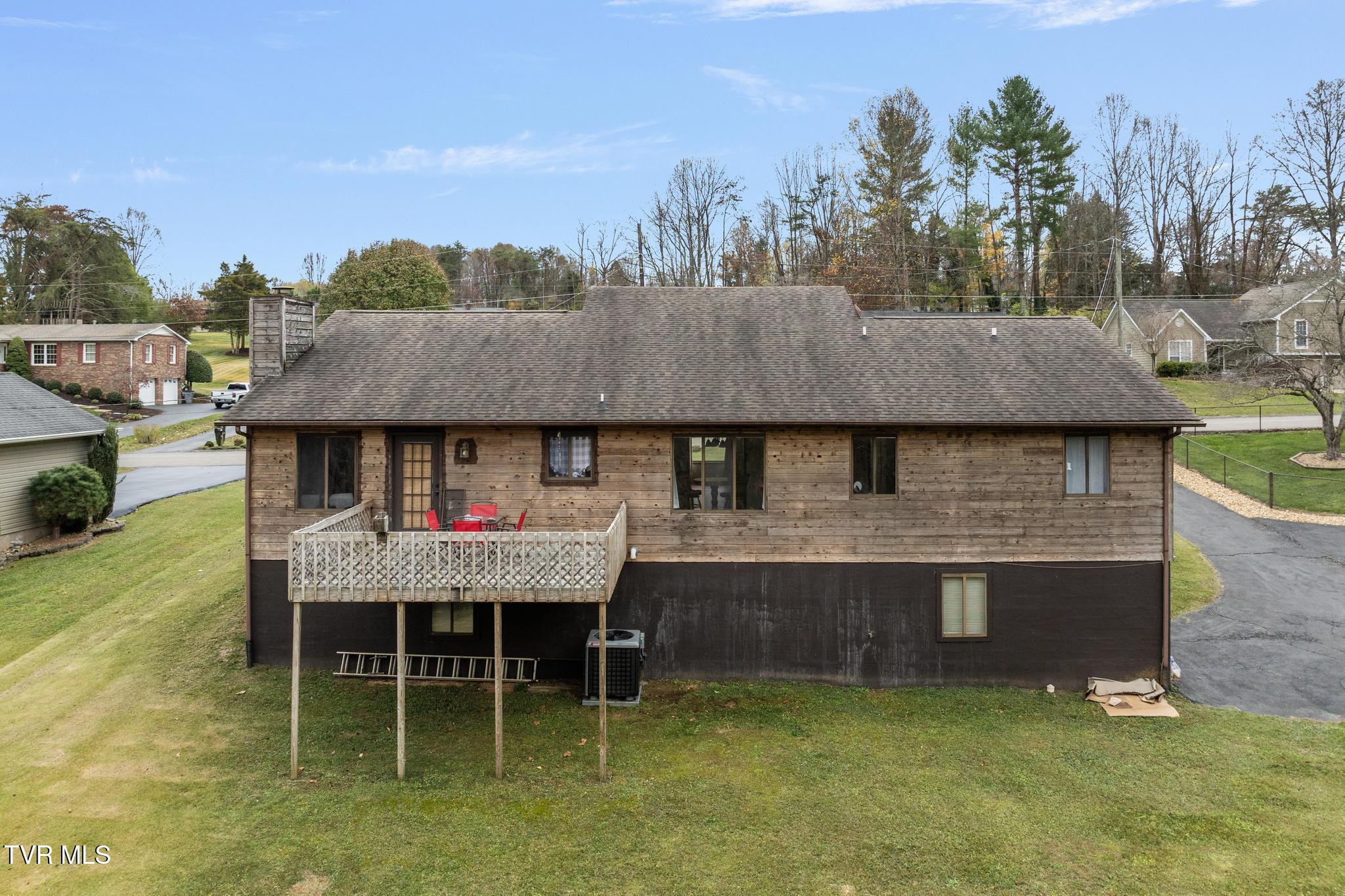 416 Crestfield Road Bristol, TN 37620 - Photo 36 of 43 Back view of home