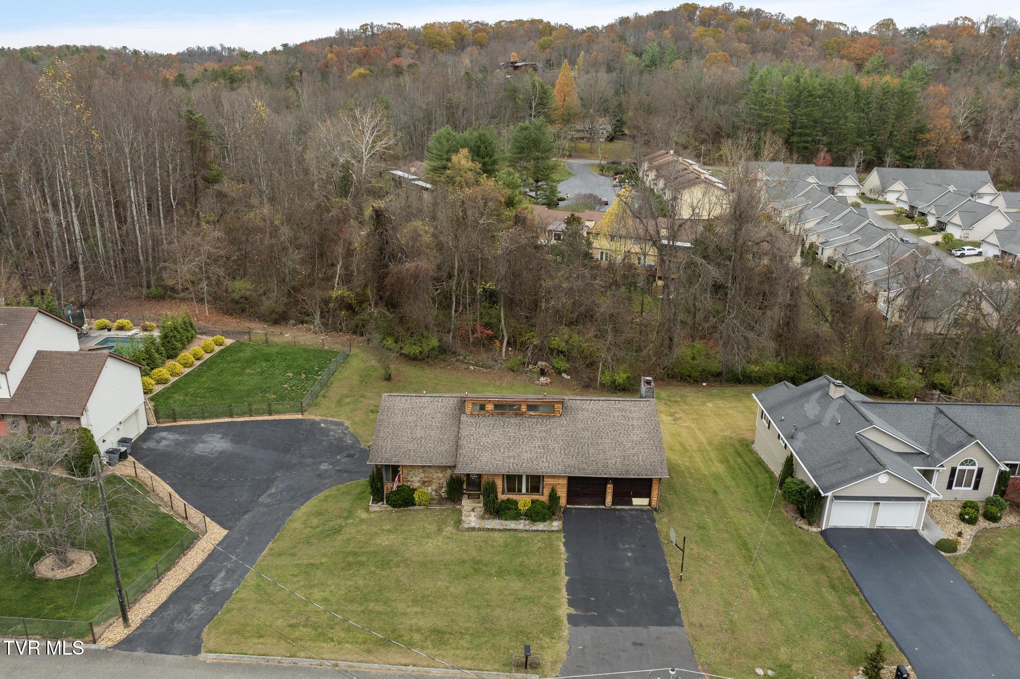 416 Crestfield Road Bristol, TN 37620 - Photo 40 of 43 Aerial view