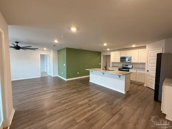 $1,895 | 4424 White Cedar Court, Pace, FL 32571