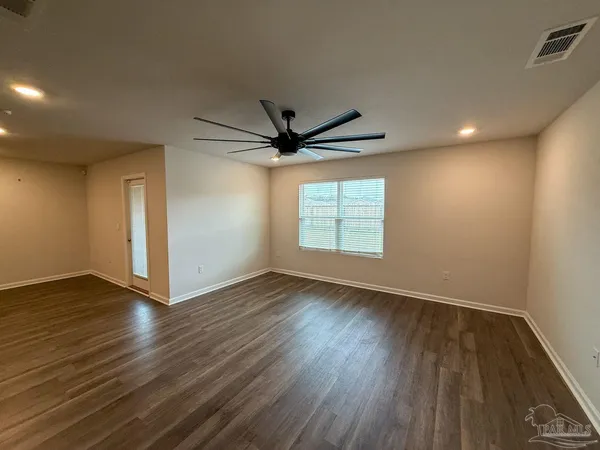 $1,895 | 4424 White Cedar Court, Pace, FL 32571
