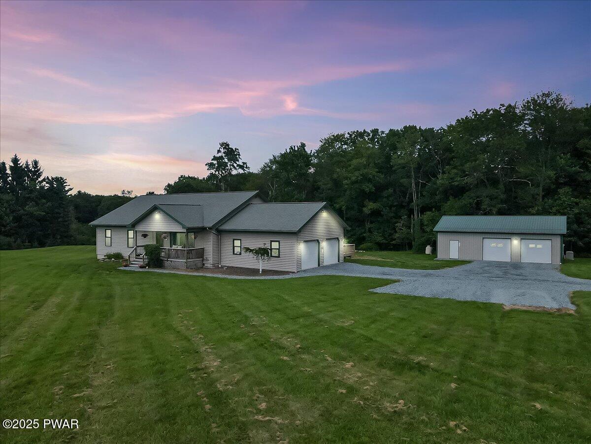 11 Coyote Ridge Hawley, PA 18428 - Photo 2 of 90 IMG_9173