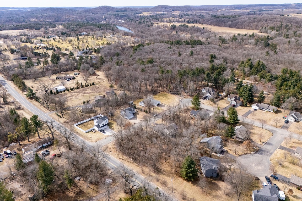 903 Wagner Road Menomonie, WI 54751 - Photo 9 of 18