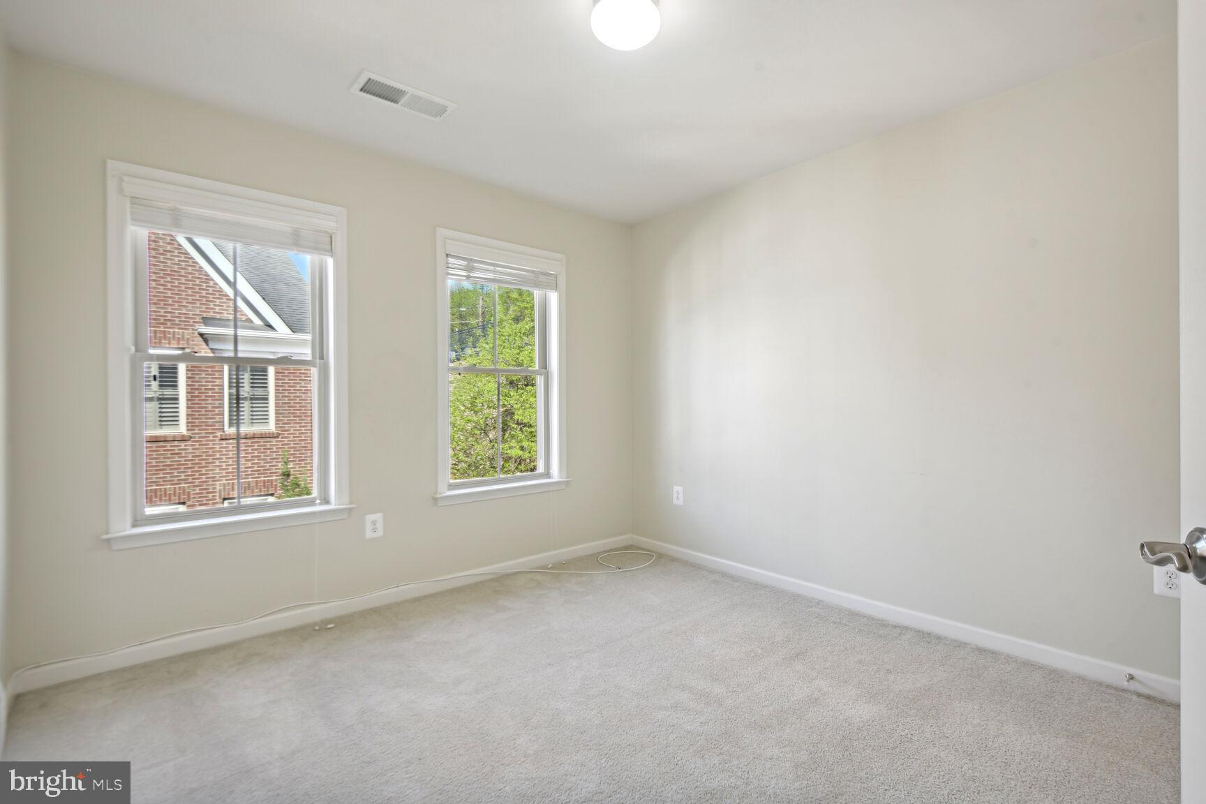 3439 South Kemper Road Arlington, VA 22206 - Photo 27 of 40