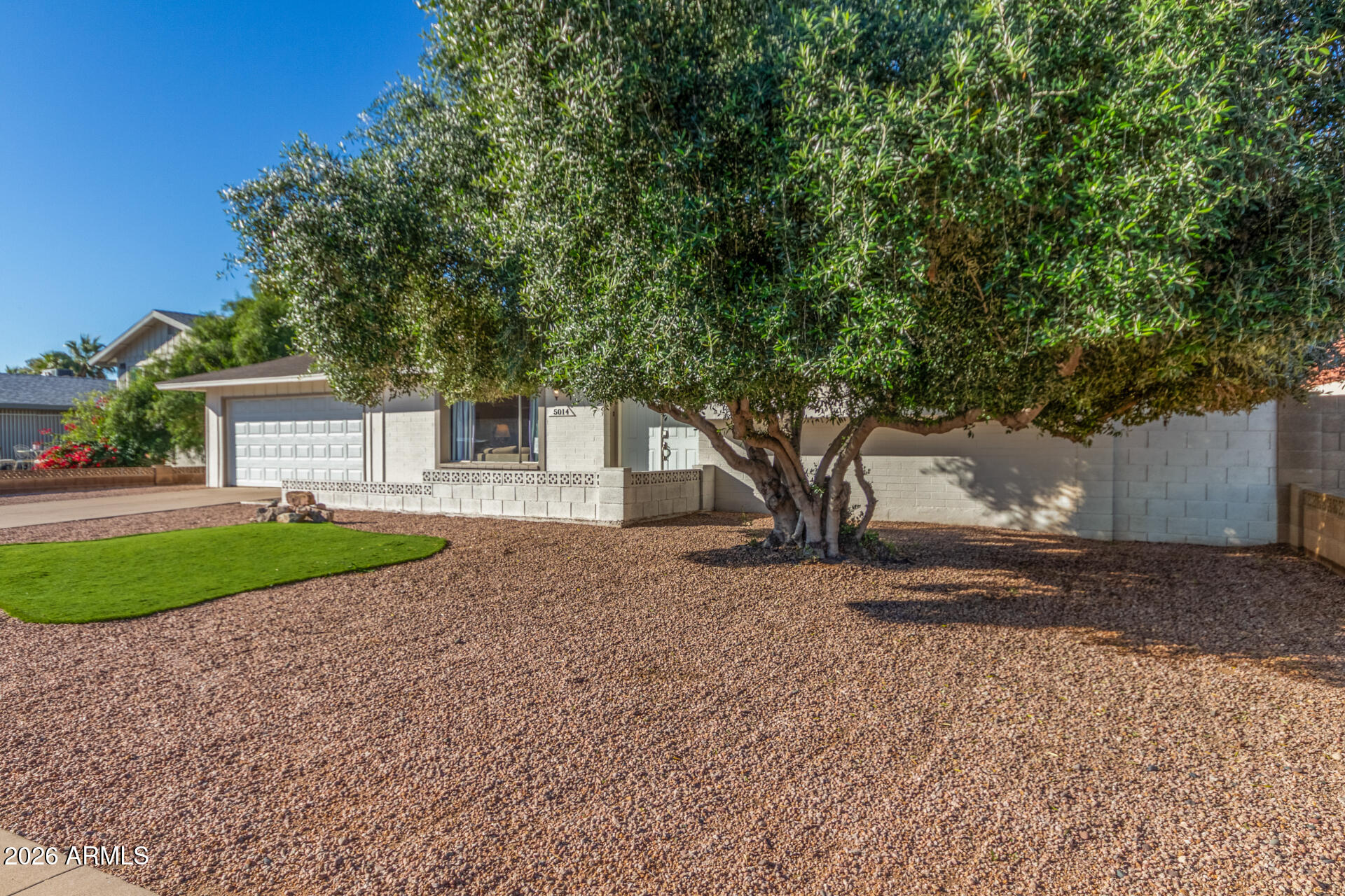 5014 South Elm Street Tempe, AZ 85282 - Photo 2 of 29 2 Elm