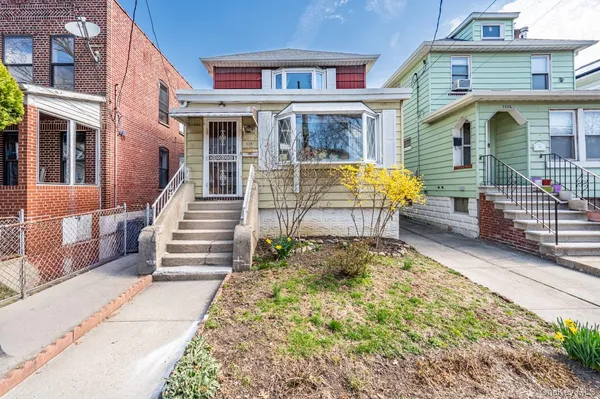 $570,000 | 1588 Hone Avenue | Morris Park