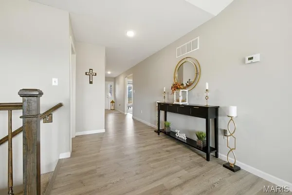 $519,900 | 721 Crk Vw Drive, Fenton, MO 63026