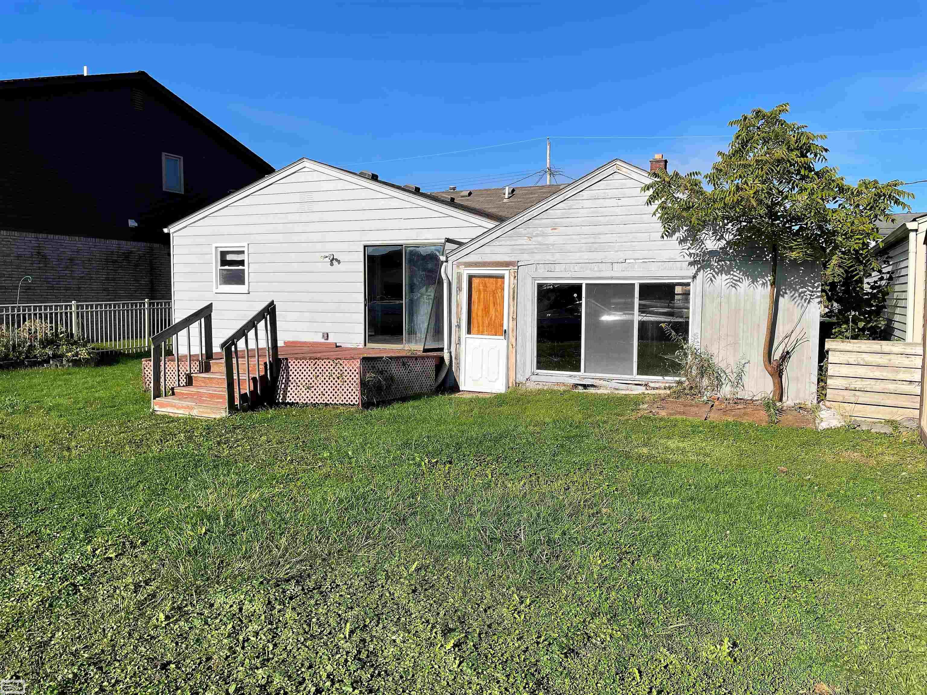 45860 Edgewater Street Chesterfield, MI 48047 - Photo 6 of 25