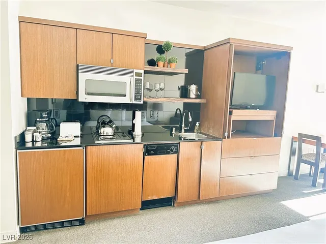 $1,400 | 29 Montelago Boulevard, Unit 217, Henderson, NV 89011