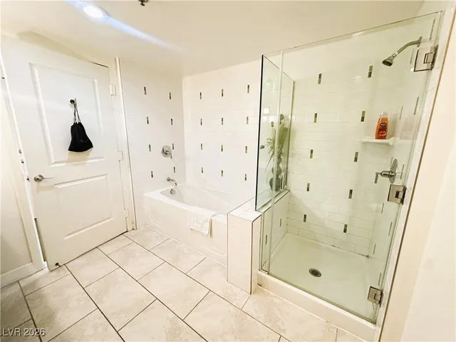 $1,400 | 29 Montelago Boulevard, Unit 217, Henderson, NV 89011