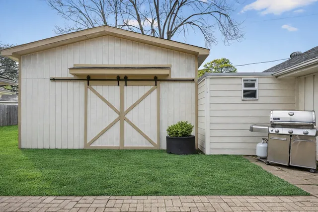 $550,000 | 2519 Anniston Drive, Houston, TX 77080