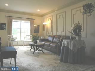 5045 Redfield Road Doylestown, PA 18902 - Photo 3 of 6