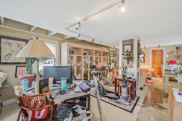 $600,000 | 427 Park Avenue, Huntington, NY 11743