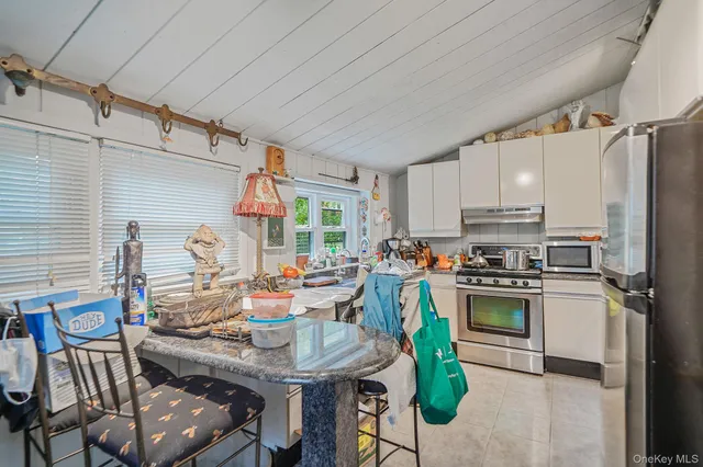 $600,000 | 427 Park Avenue, Huntington, NY 11743