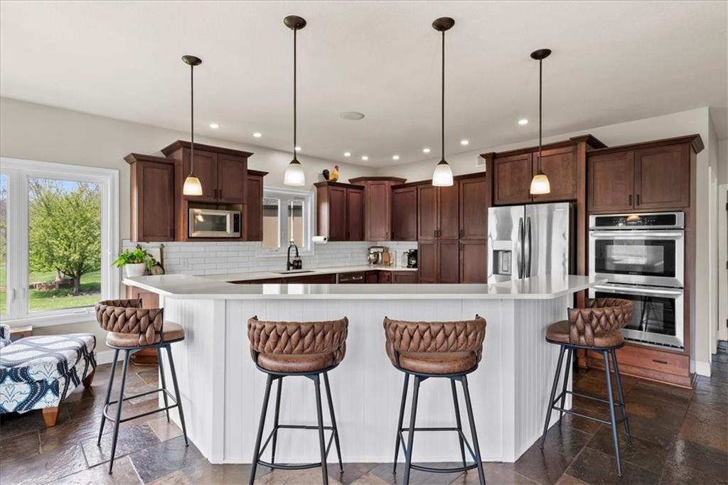 1411 Whispering Ridge Pleasant Hill, MO 64080 - Photo 13 of 47